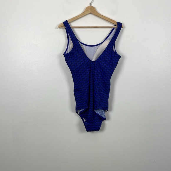 LL Bean Womens 16 Long Swimsuit UPF 50 Padded Cups Blue Beach Bathing Suit - Picture 4 of 9